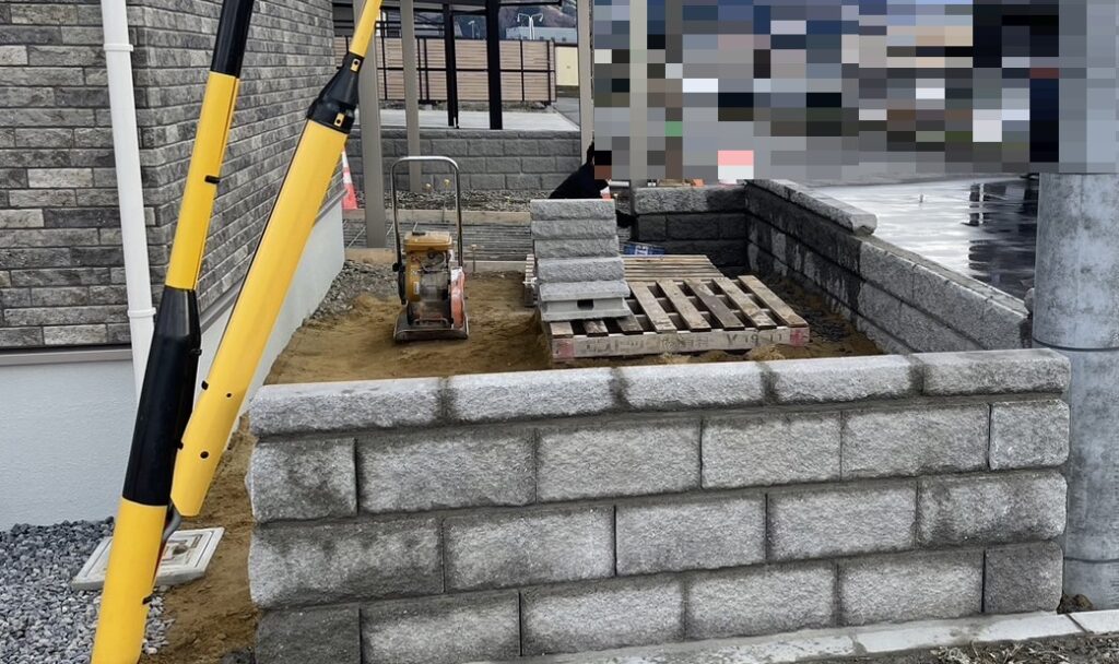 ブロック積み